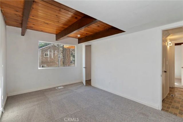 32142 Hunsaker Way, Running Springs, CA 92382