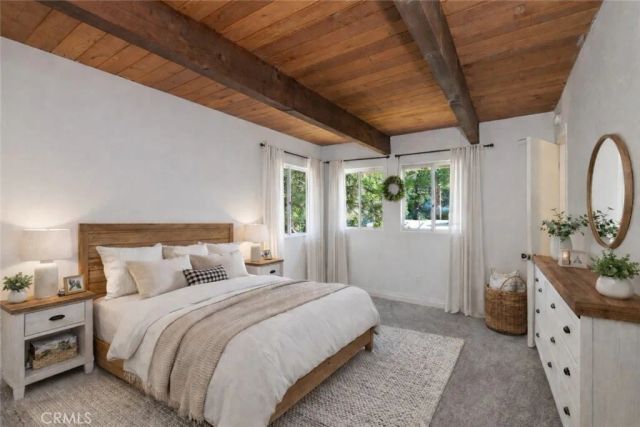 32142 Hunsaker Way, Running Springs, CA 92382