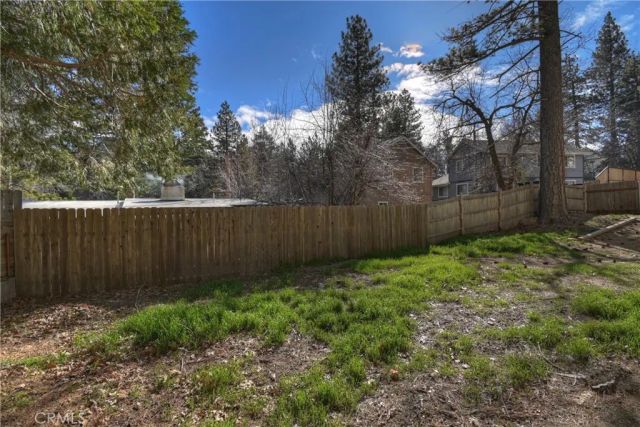 32142 Hunsaker Way, Running Springs, CA 92382