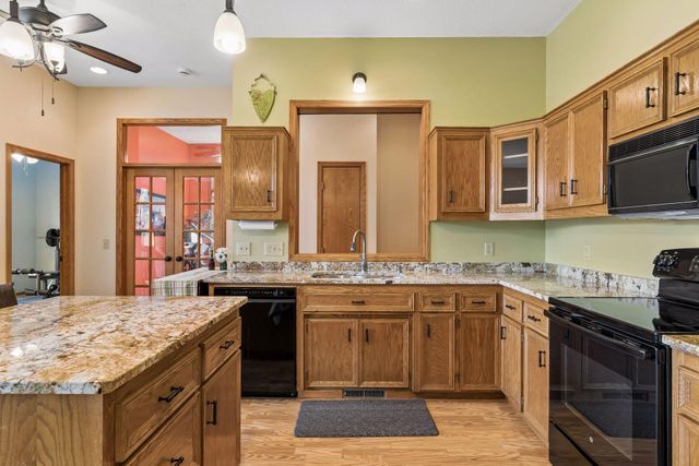 4947 Credit River Drive, Savage, MN 55378