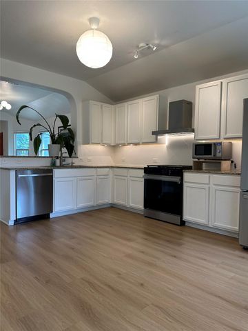 14302 Cummins WAY, Manor, TX 78653