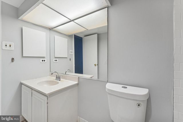 6100 WESTCHESTER PARK DR #520, College Park, MD 20740