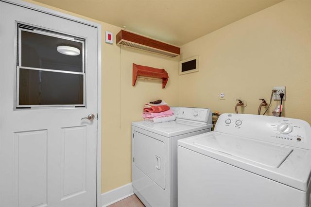 5964 Highplace Drive, San Diego, CA 92120
