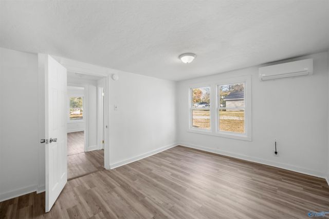 2922 Topeka Street, Gadsden, AL 35904