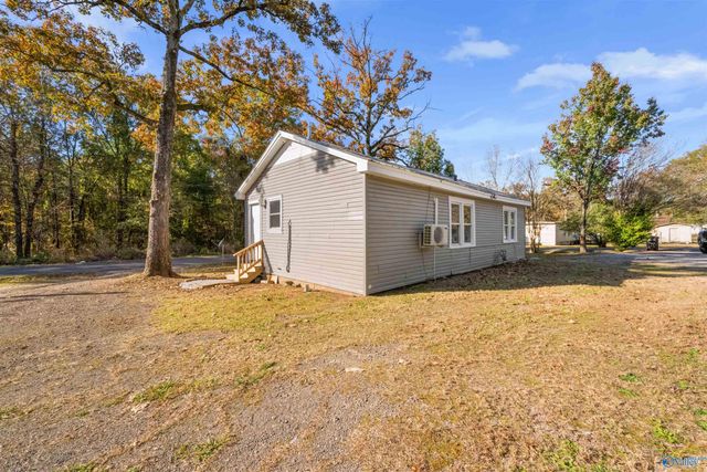 2922 Topeka Street, Gadsden, AL 35904