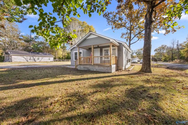 2922 Topeka Street, Gadsden, AL 35904