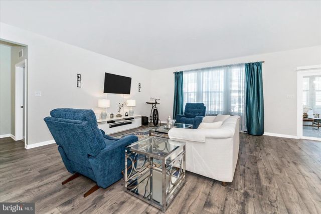 5774 GUILFORD GARDEN TER, Frederick, MD 21704