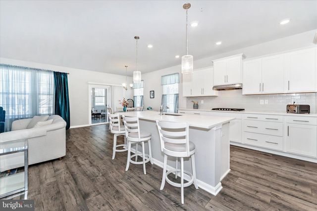 5774 GUILFORD GARDEN TER, Frederick, MD 21704