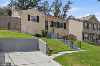 1821 CAMPBELL DR, Suitland, MD 20746