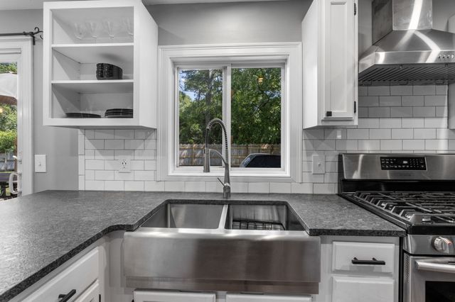 7 Elliot Way, Harwich, MA 02645