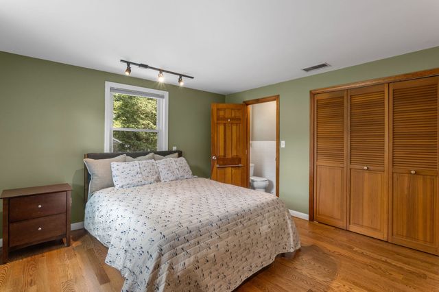 7 Elliot Way, Harwich, MA 02645