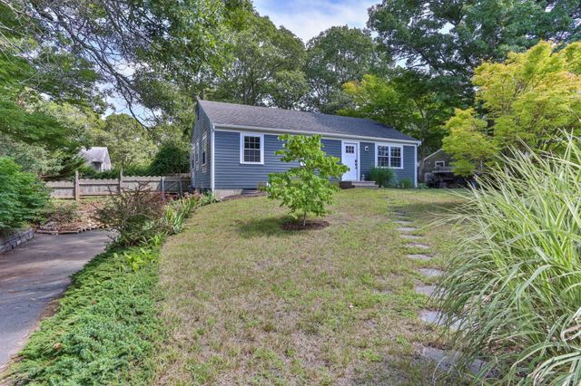 7 Elliot Way, Harwich, MA 02645