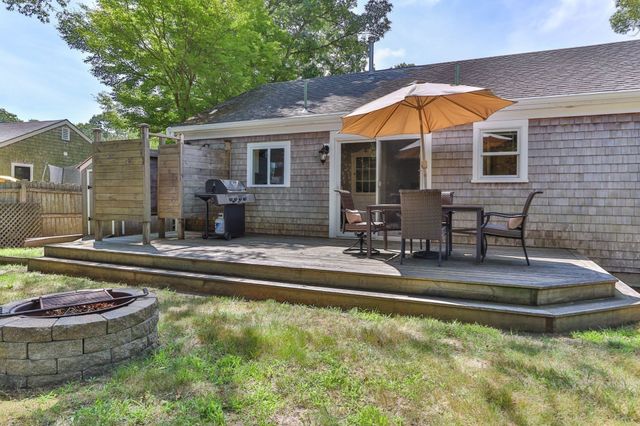 7 Elliot Way, Harwich, MA 02645