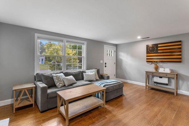 7 Elliot Way, Harwich, MA 02645