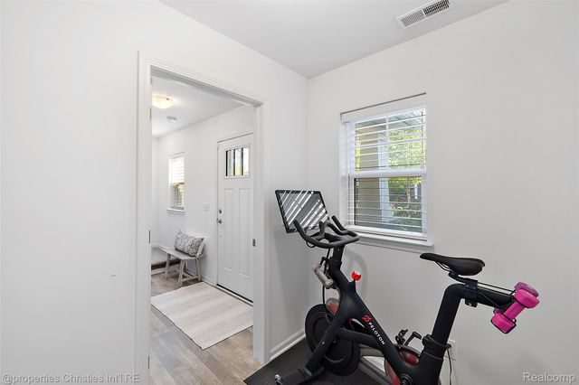 445 Wright Street, Wixom, MI 48393