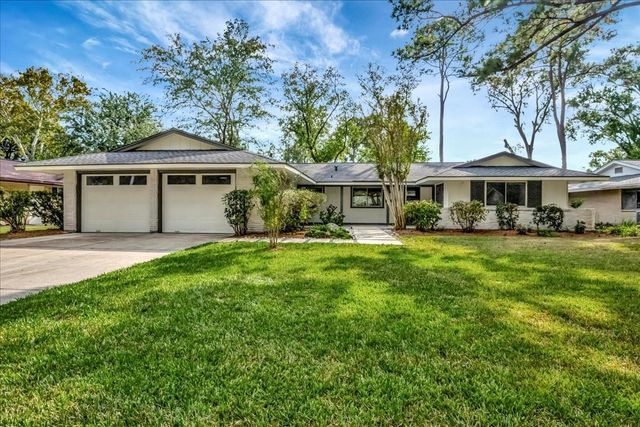 1614 Wavecrest Lane, Houston, TX 77062