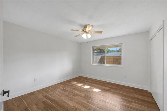 1614 Wavecrest Lane, Houston, TX 77062