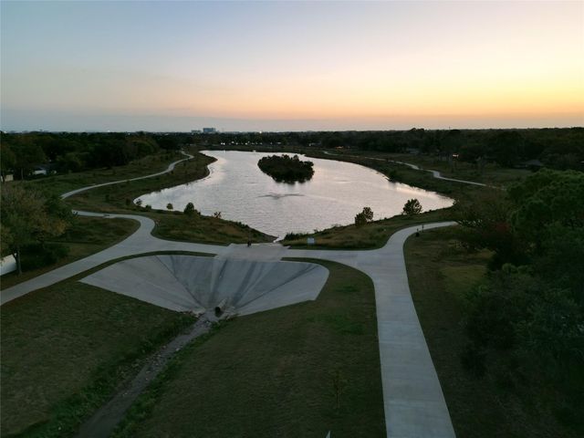 1614 Wavecrest Lane, Houston, TX 77062