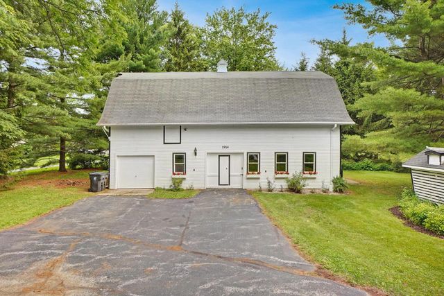 156 Felix STREET, Wales, WI 53183