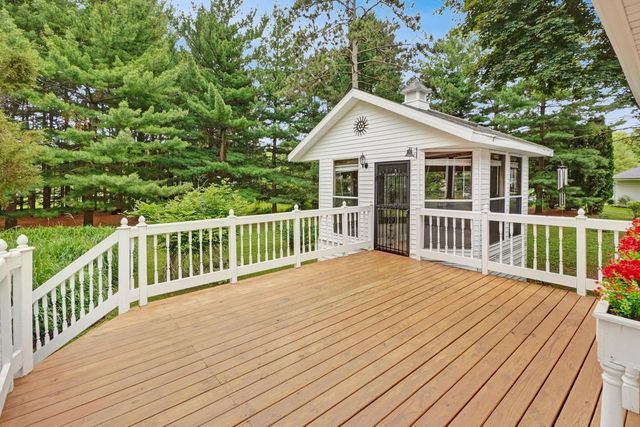 156 Felix STREET, Wales, WI 53183