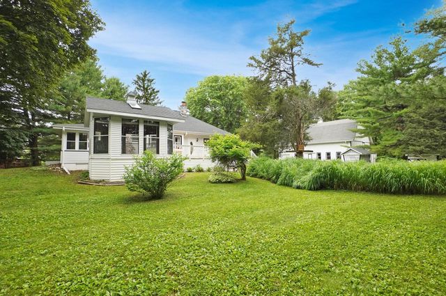 156 Felix STREET, Wales, WI 53183
