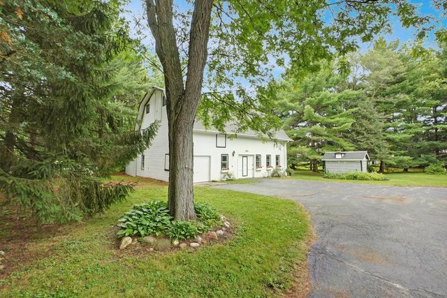 156 Felix STREET, Wales, WI 53183