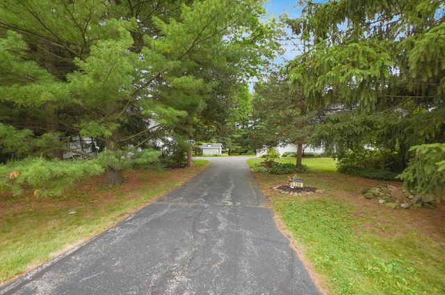 156 Felix STREET, Wales, WI 53183