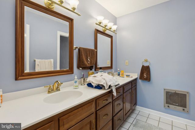 5253 RAGGED POINT RD, Cambridge, MD 21613