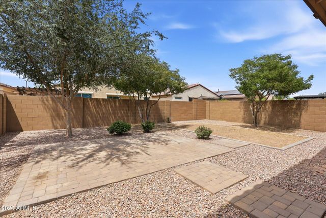 12214 W Briles Road W, Peoria, AZ 85383