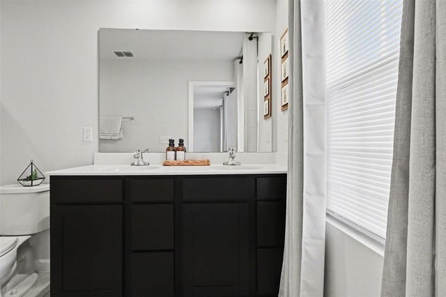 136 PIAVE STREET, Haines City, FL 33844