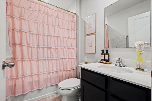 136 PIAVE STREET, Haines City, FL 33844