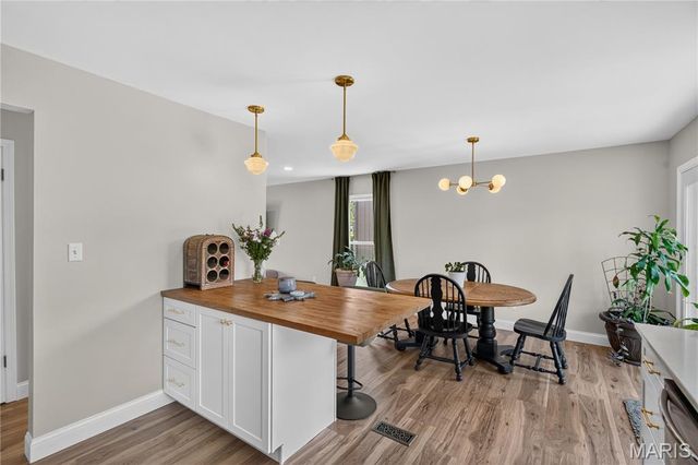 2521 Rain Forest Drive, Wildwood, MO 63011