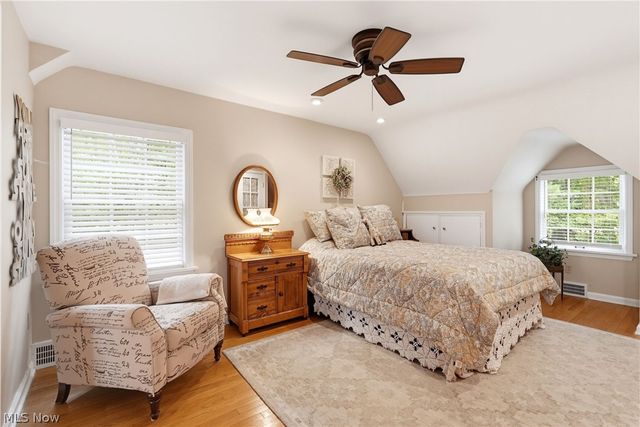 80 Mill Creek Lane, Moreland Hills, OH 44022