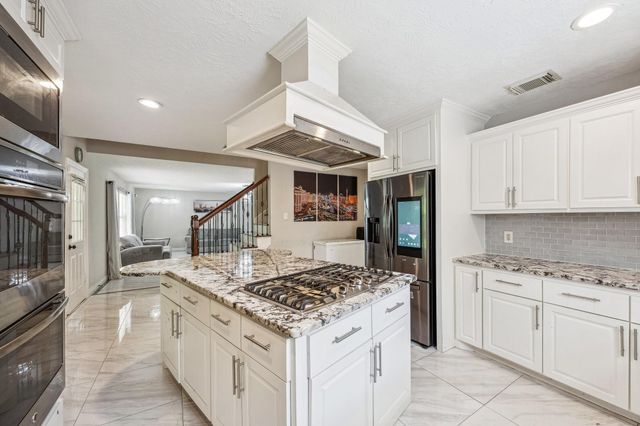 6021 Whispering Lakes Drive, Katy, TX 77493