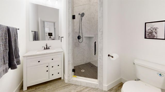 828 Indian Drive, Granbury, TX 76048