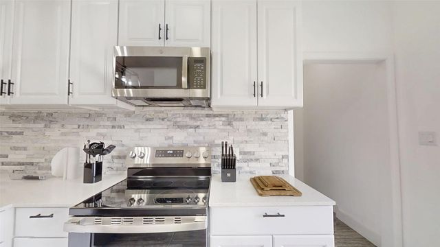 828 Indian Drive, Granbury, TX 76048