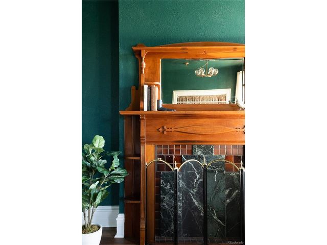 1580 Dallas St, Aurora, CO 80010