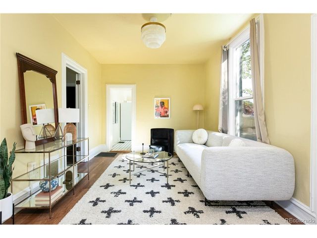 1580 Dallas St, Aurora, CO 80010