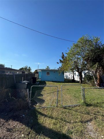 812 N 17th Street, Fort Pierce, FL 34950