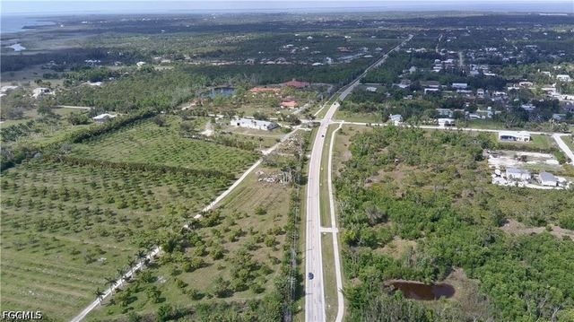 11900 Stringfellow RD, Bokeelia, FL 33922