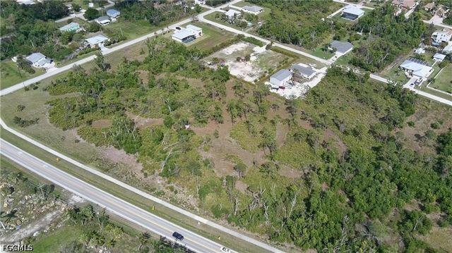 11900 Stringfellow RD, Bokeelia, FL 33922
