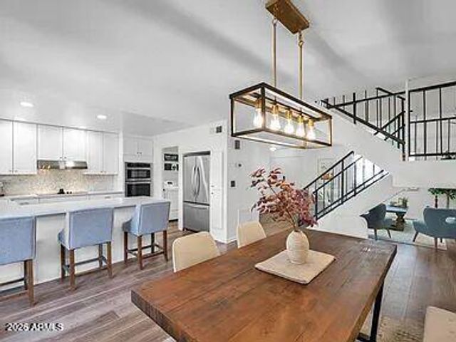 4338 N PARKWAY Avenue, Scottsdale, AZ 85251