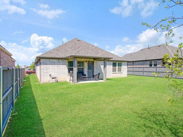 3541 Redbud Flower Trail, Prairie Ridge, TX 76084