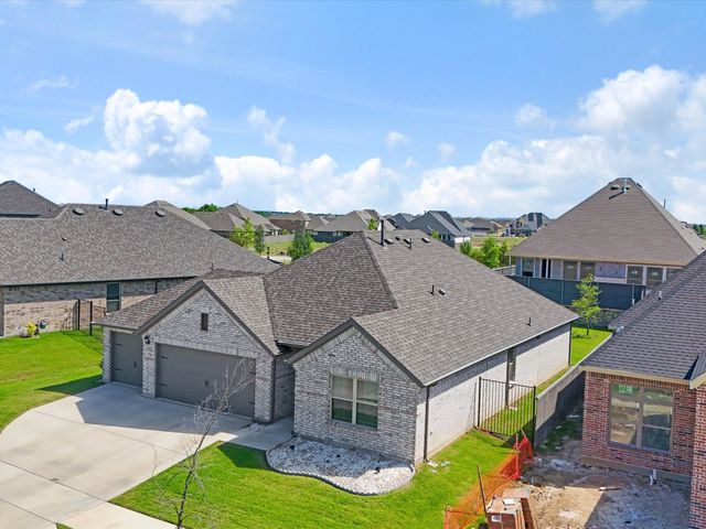 3541 Redbud Flower Trail, Prairie Ridge, TX 76084
