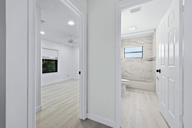 7380 155TH Place N, Palm Beach Gardens, FL 33418