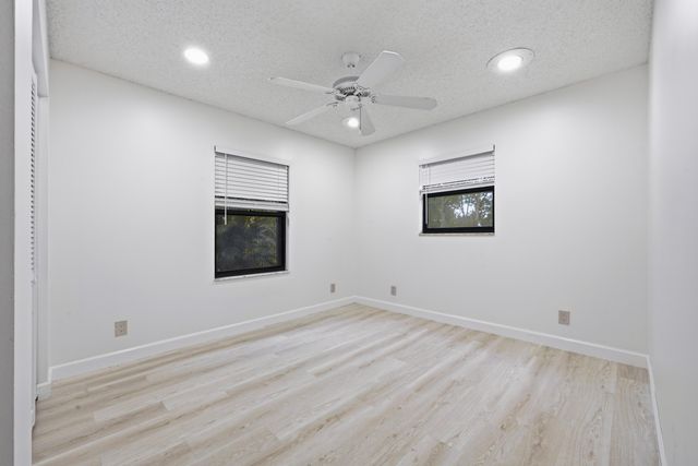 7380 155TH Place N, Palm Beach Gardens, FL 33418