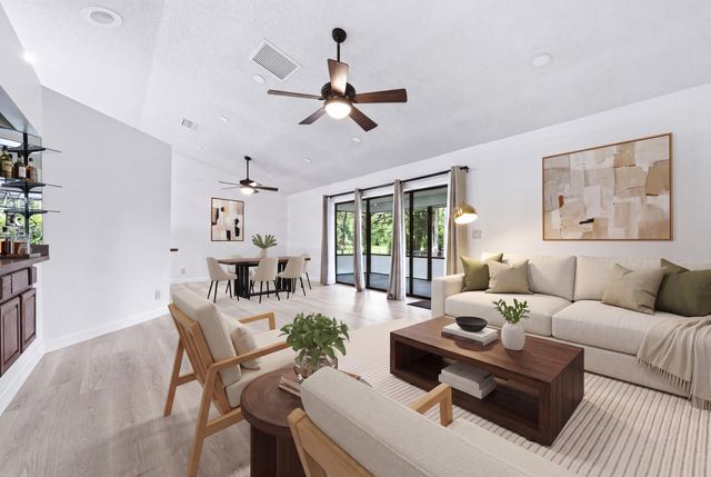 7380 155TH Place N, Palm Beach Gardens, FL 33418
