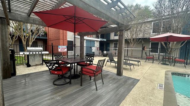 5426 Menchaca RD 119, Austin, TX 78745