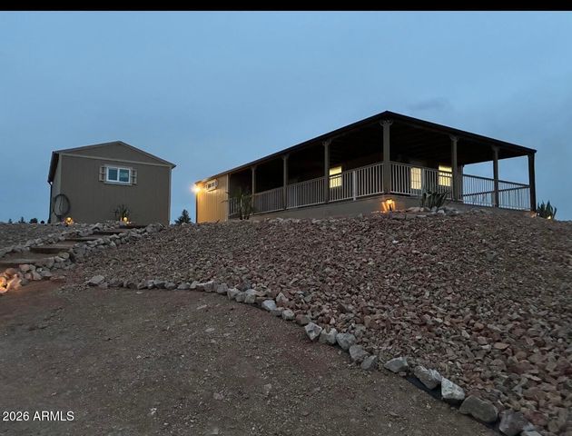 1304 E San Pedro Way, Tombstone, AZ 85638