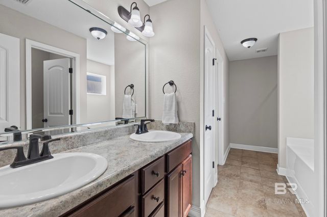 21687 Bartlett Lane, Robertsdale, AL 36567